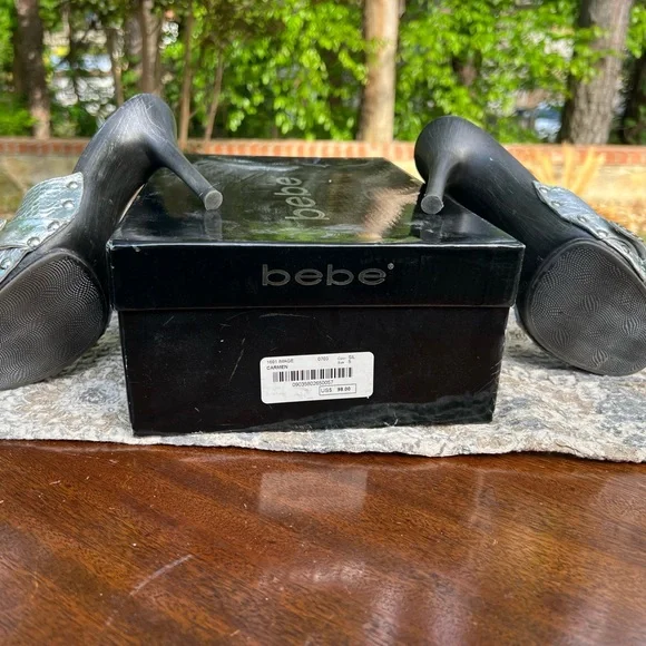 Vintage BeBe Carmen Heels - Size 5 - Picture 12 of 17